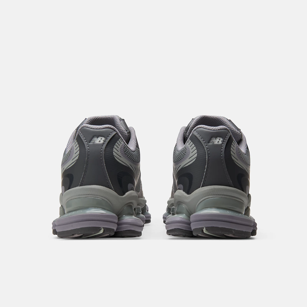 Кросівки New Balance 2000 GD Castelrock Dark Silver U20008LR фото