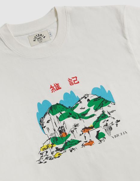 Футболка Victoria Hk SOUVENIR S/S TEE white 2421005-WHITE фото