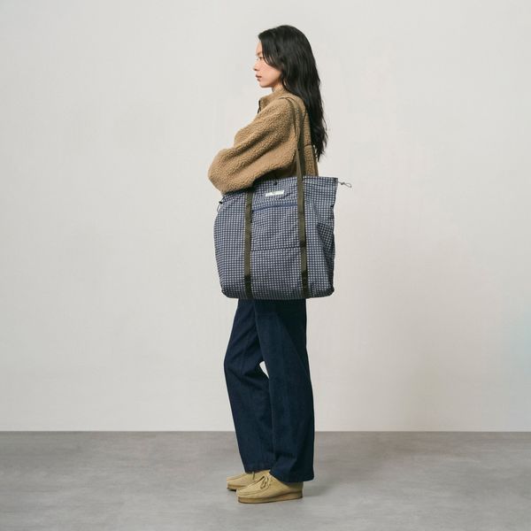 Сумка Gramicci UTILITY TOTE BAG Navy Check G6FA-71-NVCH фото