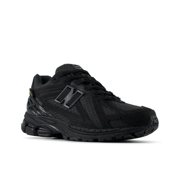 Кросівки New Balance 1906R Black/Black M1906RWF фото