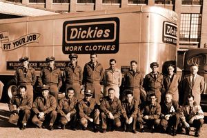 Dickies: робочий одяг всіх часів та народів. фото