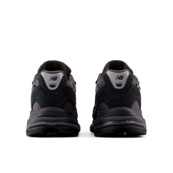 Кросівки New Balance 2010 GORE TEX black U20105IS фото