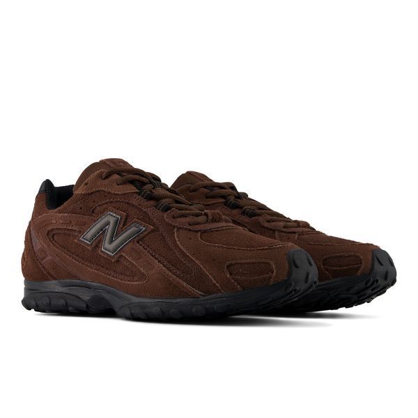Кросівки New Balance 204L brown U204LFSG фото